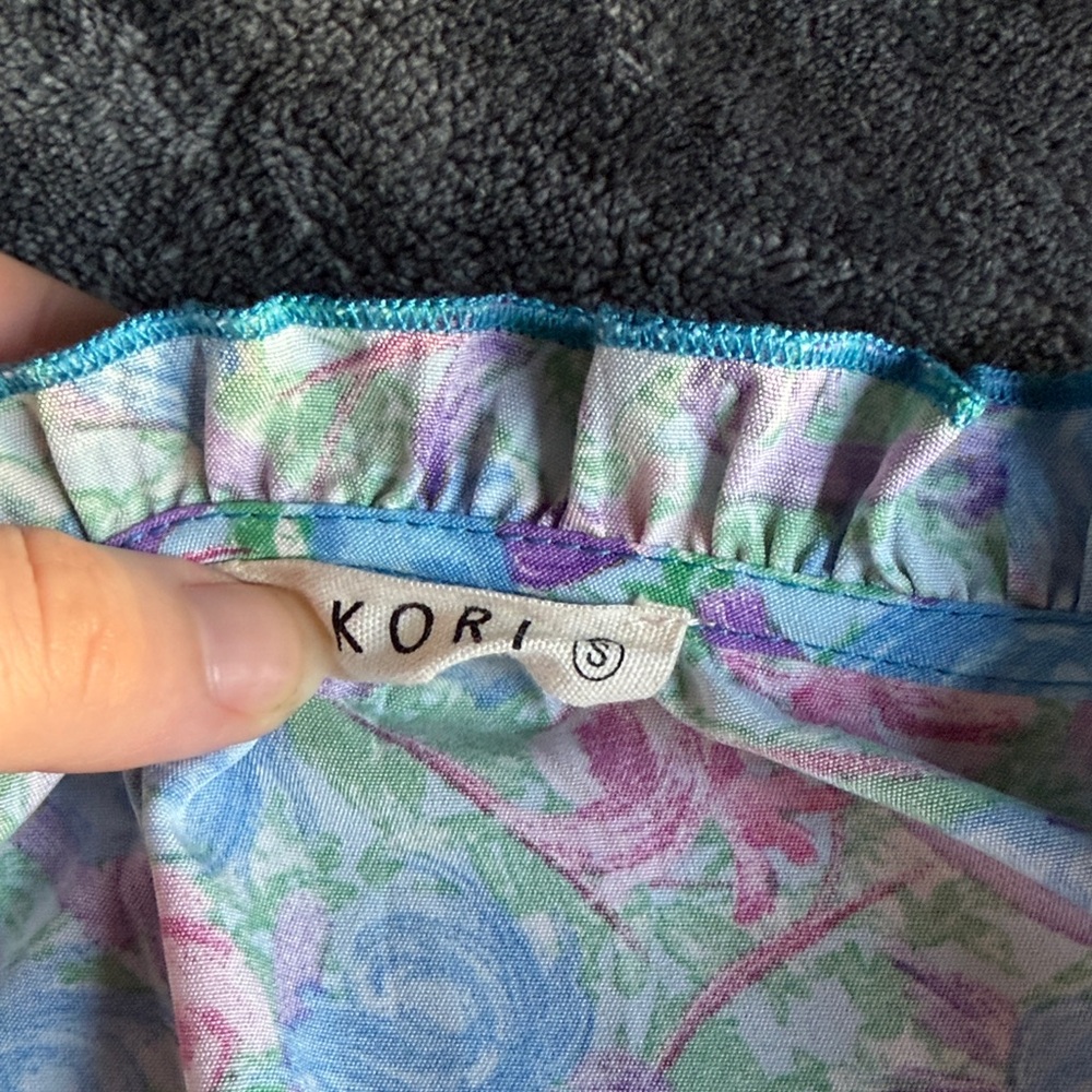 Kori Floral Ruffle Sleeve Blouse - Blue and Pink - Picture 2 of 3